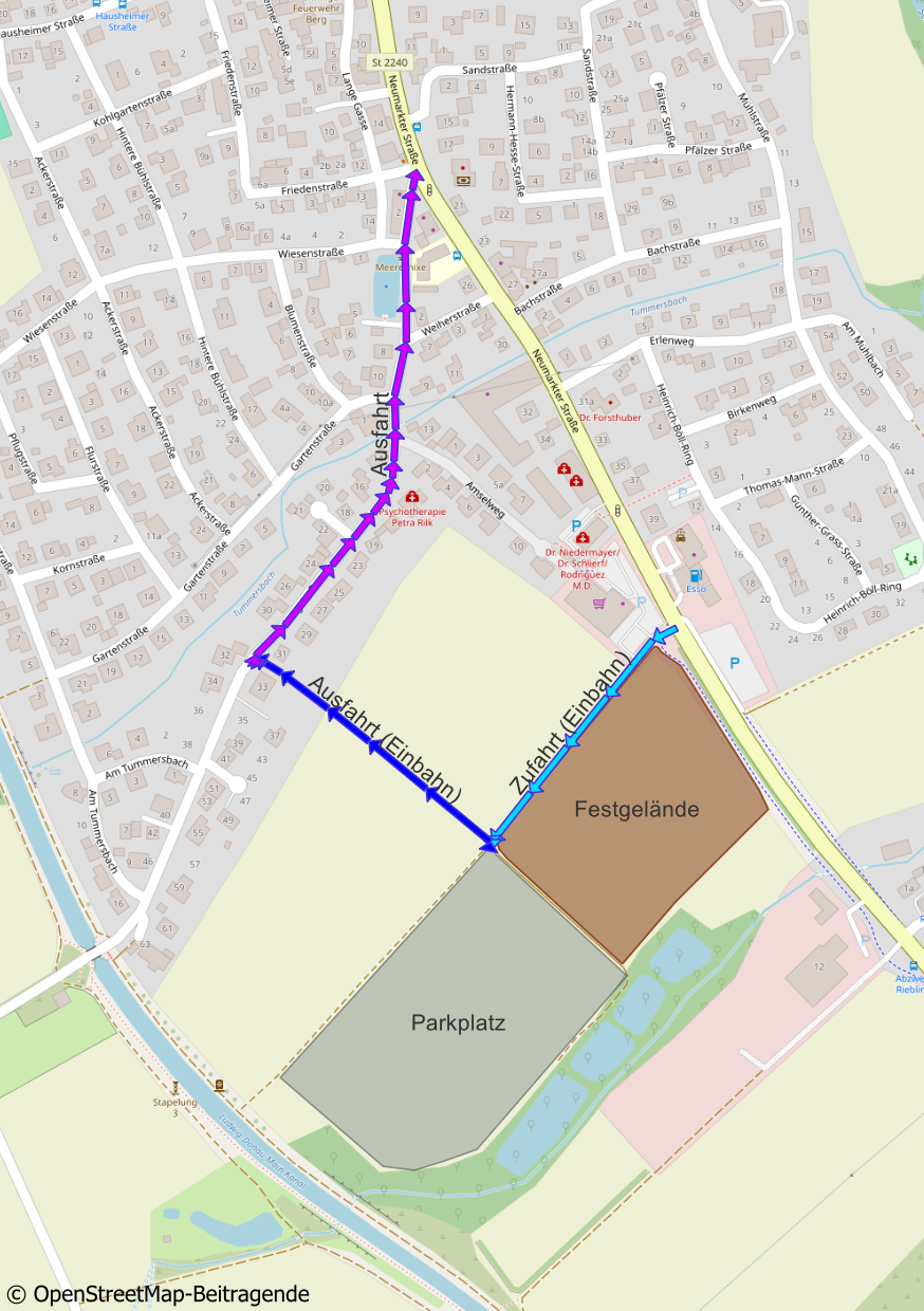 An- und Abfahrt zum Parkplatz Karte mit der Zu- und Abfahrt des PKW-Parkplatzes. Zufahrt von der Staatsstraße vorbei am Netto, Abfahrt über die Heinrichsburgstraße, jeweils in einer Einbahn-Regelung