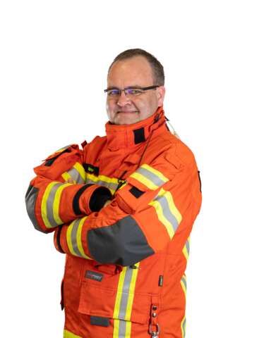 Andreas Brand im Schutzanzug