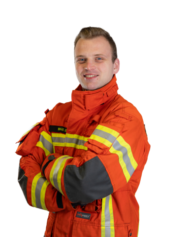 Bastian Weiß im Schutzanzug
