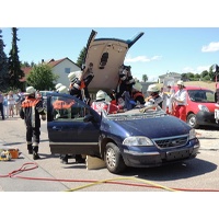 Schauübung mit dem BRK bei der Feier zum 50-jährigen Bestehen der BRK-Bereitschaft Berg-Oberölsbach (2012)