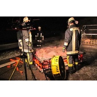 Betreuung von Ferkeln bei Viehtransporter-Brand auf Autobahn (2013)