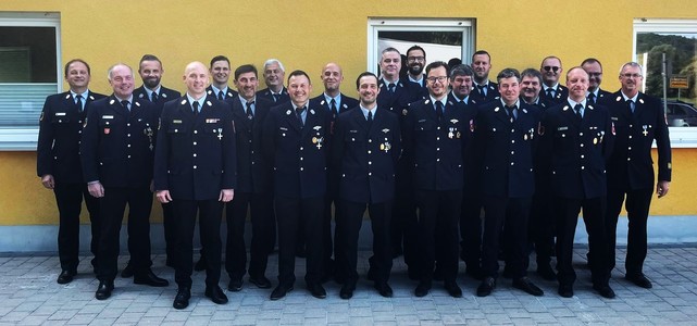 Gruppenfoto der Geehrten Gruppenfoto der Geehrten